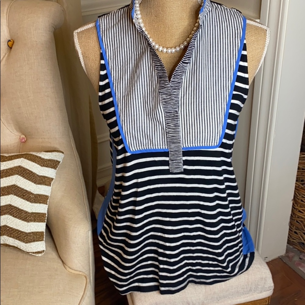 THML Anthropology Top